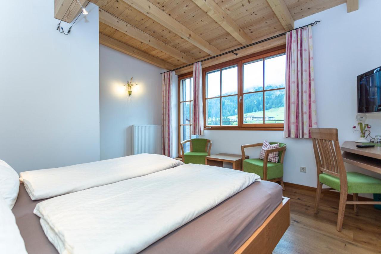 Brandstatthof Leogang Bed & Breakfast Exterior photo